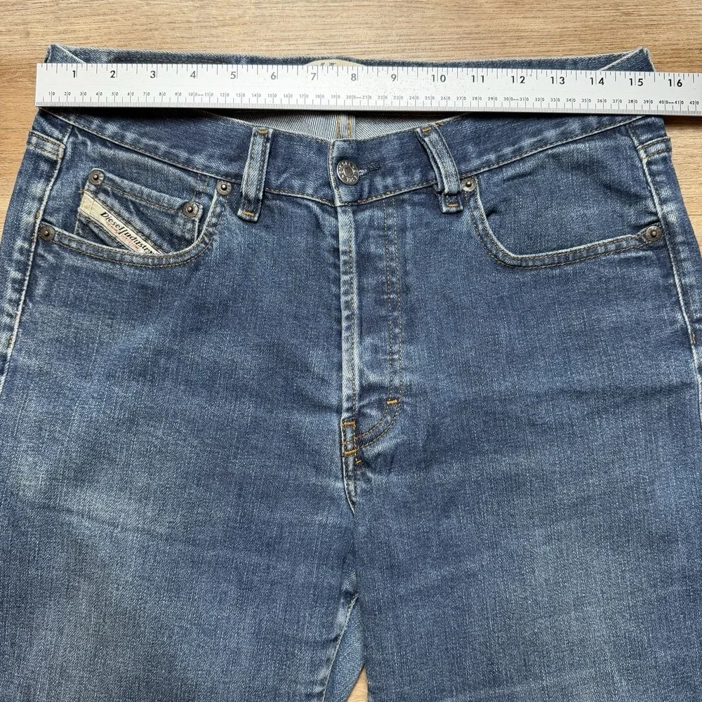 Diesel Jeans Men 30x24 Blue Regular Straight Leg Dirty Wash Denim (Tagged‎ 33)